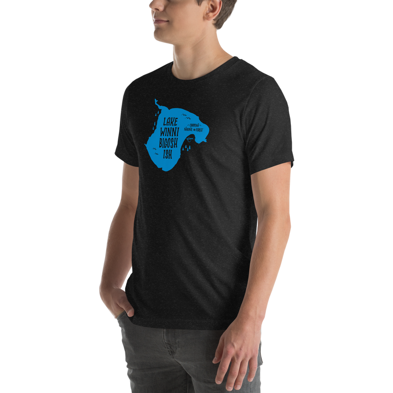 Load image into Gallery viewer, Male in black heather lake winnibigosh t-shirt

