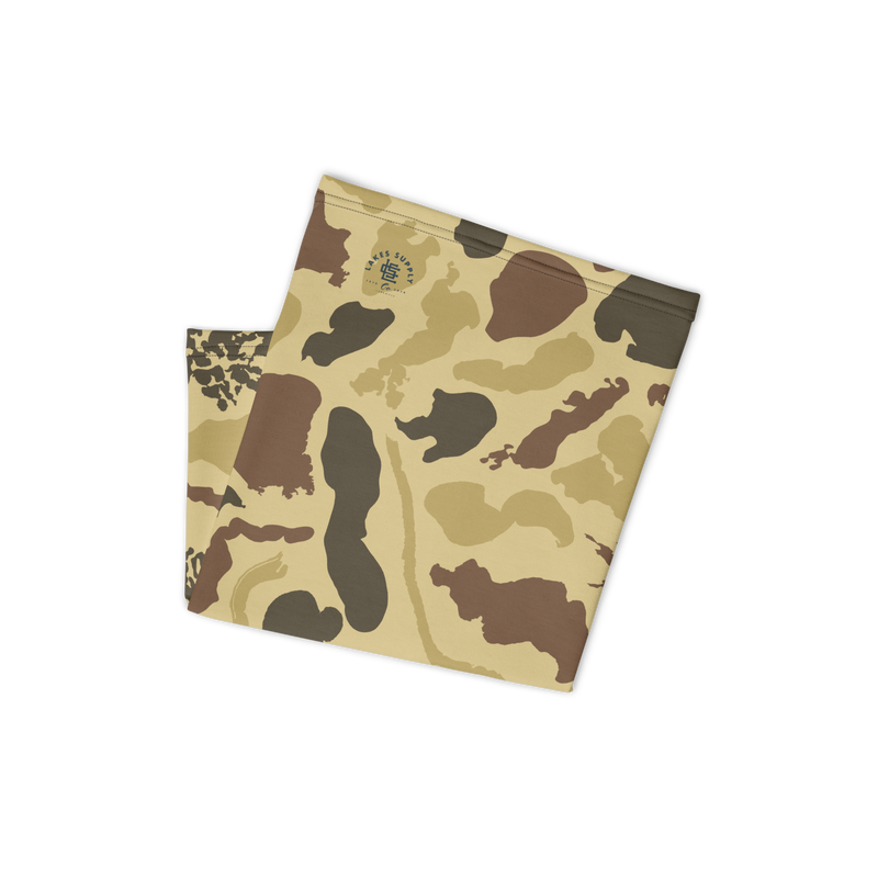Load image into Gallery viewer, Vintage-Style Camouflage Neck Gaiter
